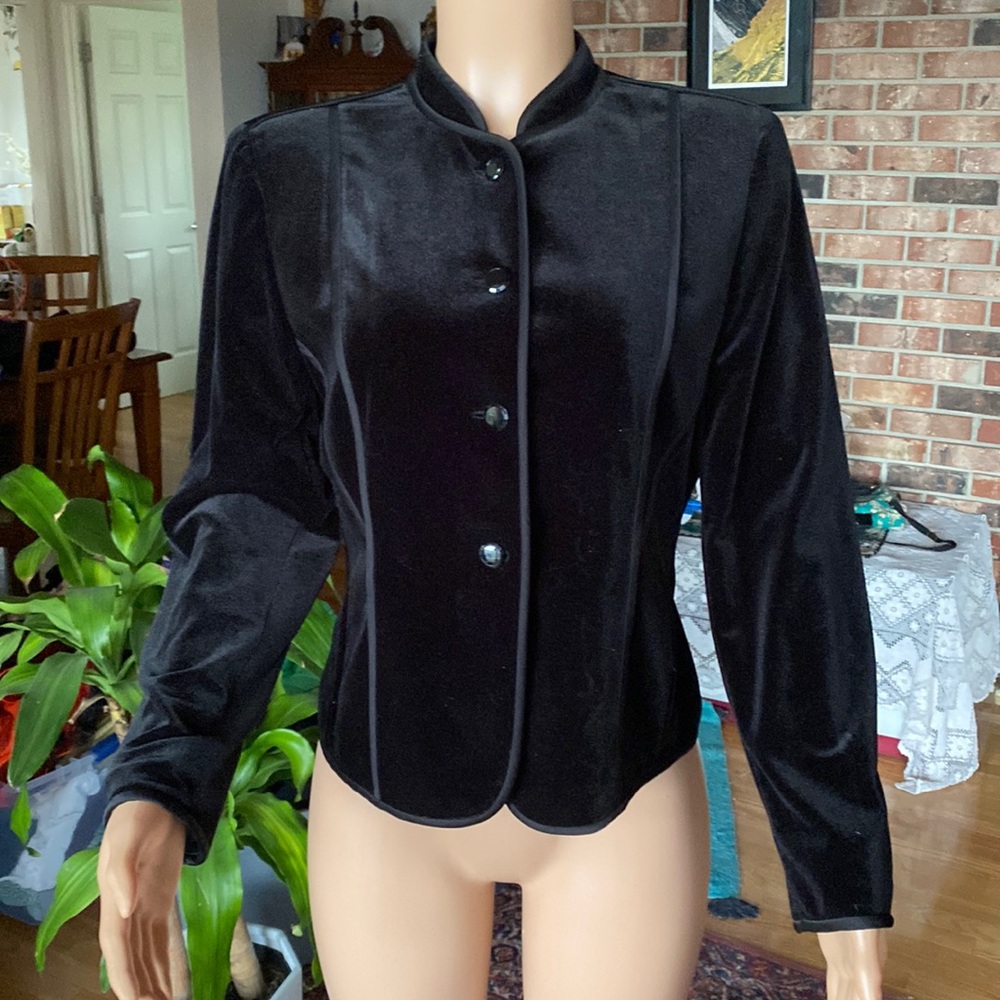 Jones NY velvet jacket